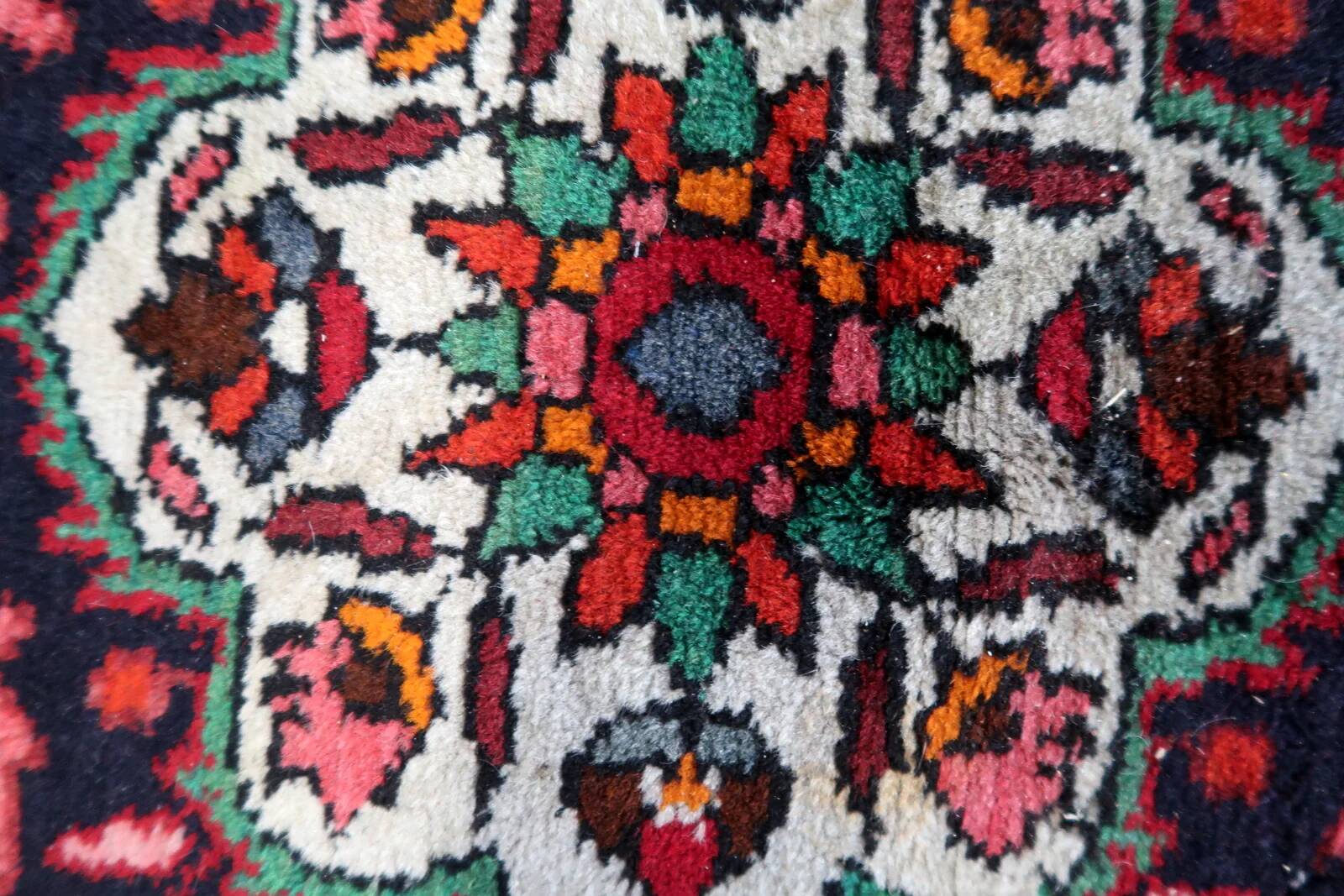 Handmade vintage Persian Malayer rug 167cm x 219cm, 1960s