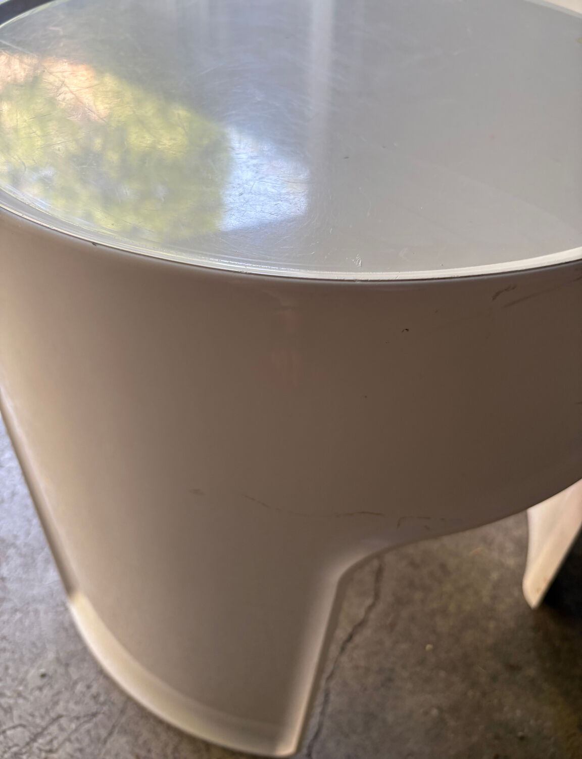 Vintage Gilac white stool / side table – French design year