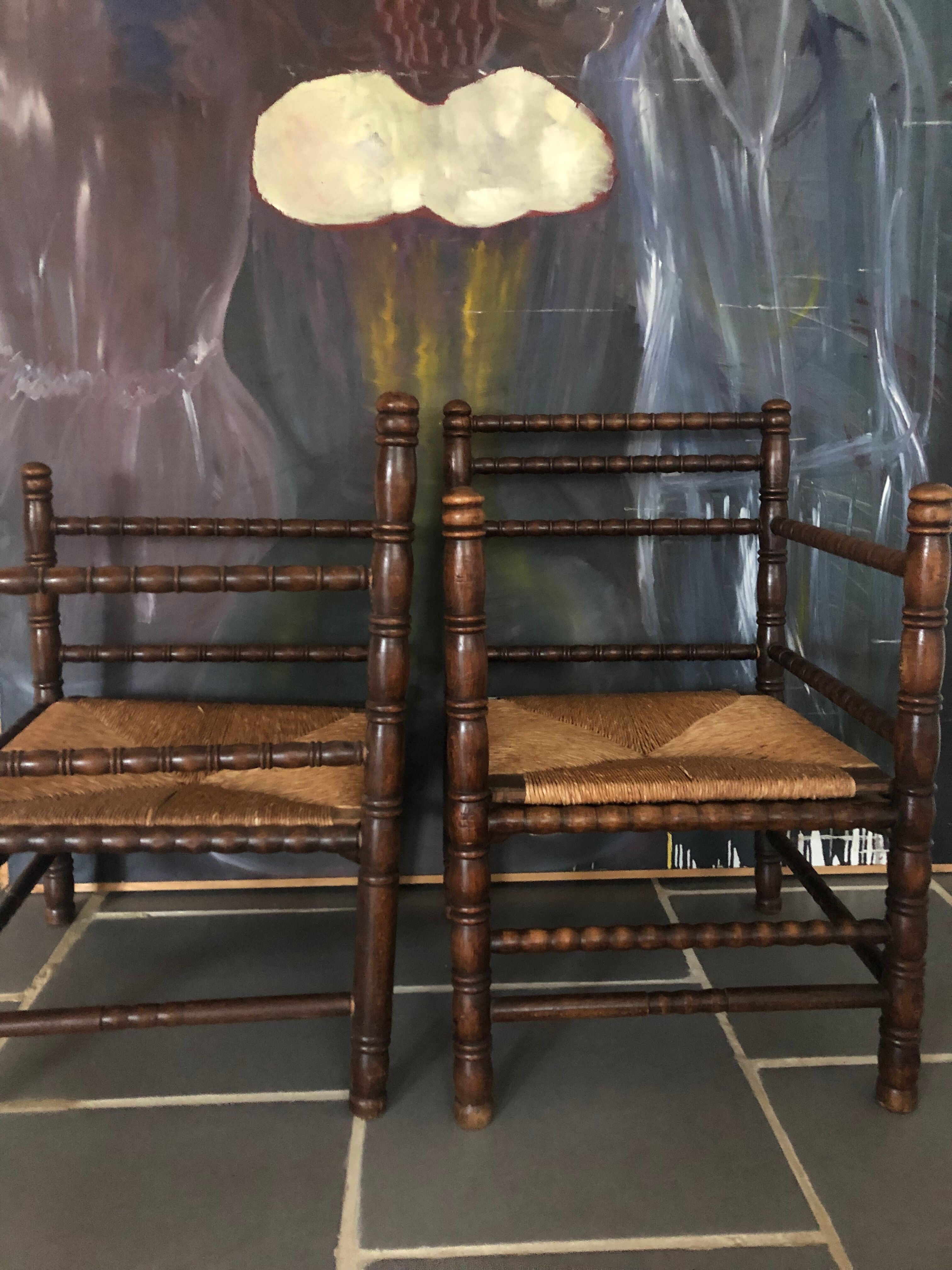 Paire de fauteuils anciens bois tourné