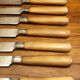 Lot de 10 couteaux manche en corne