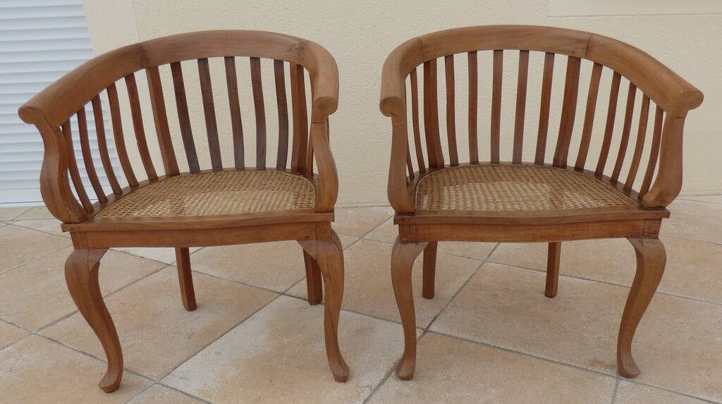 2 Colonial armchairs in natural solid wood with cane seats