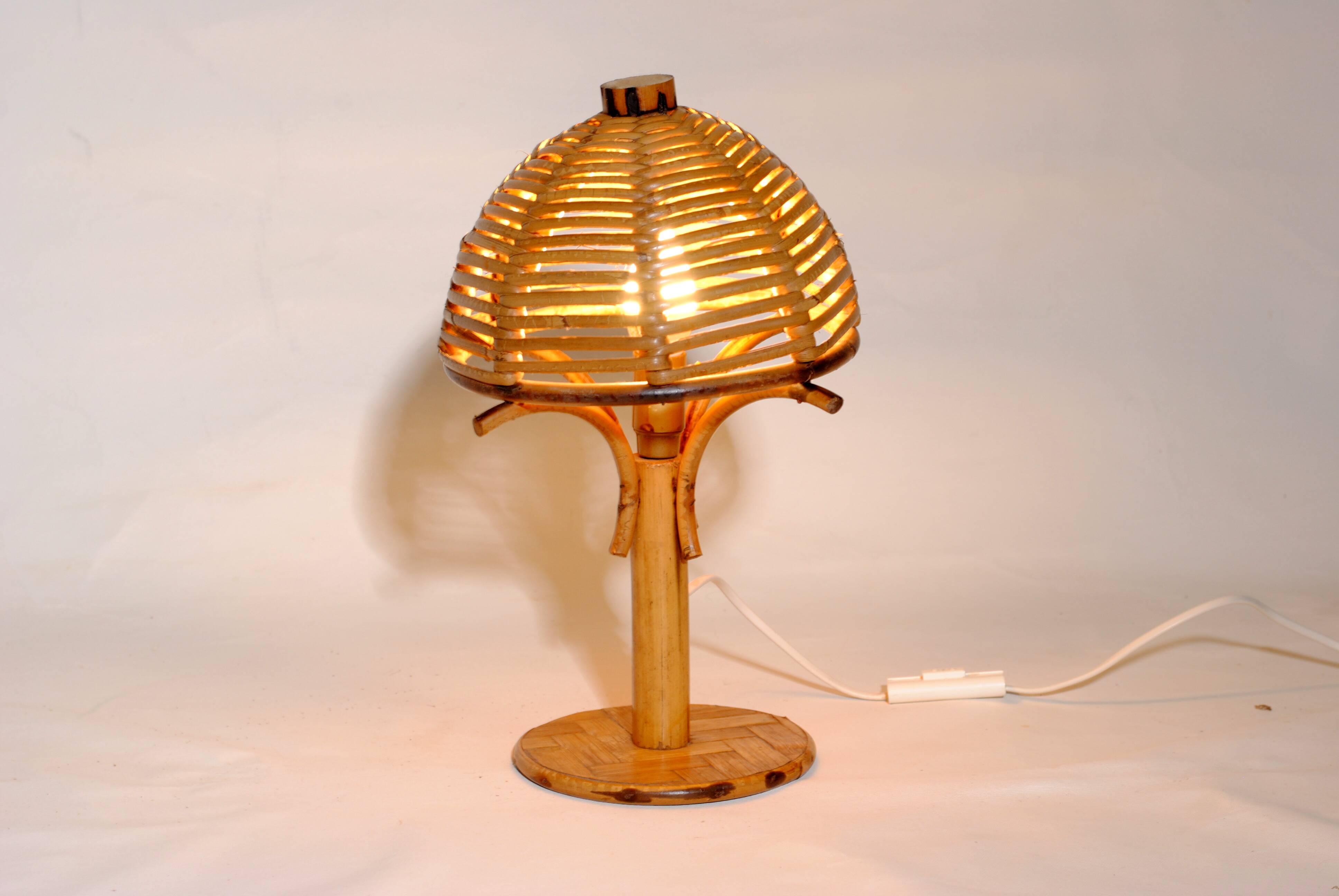 Lampe de Bureau Champignon en Bambou et rotin