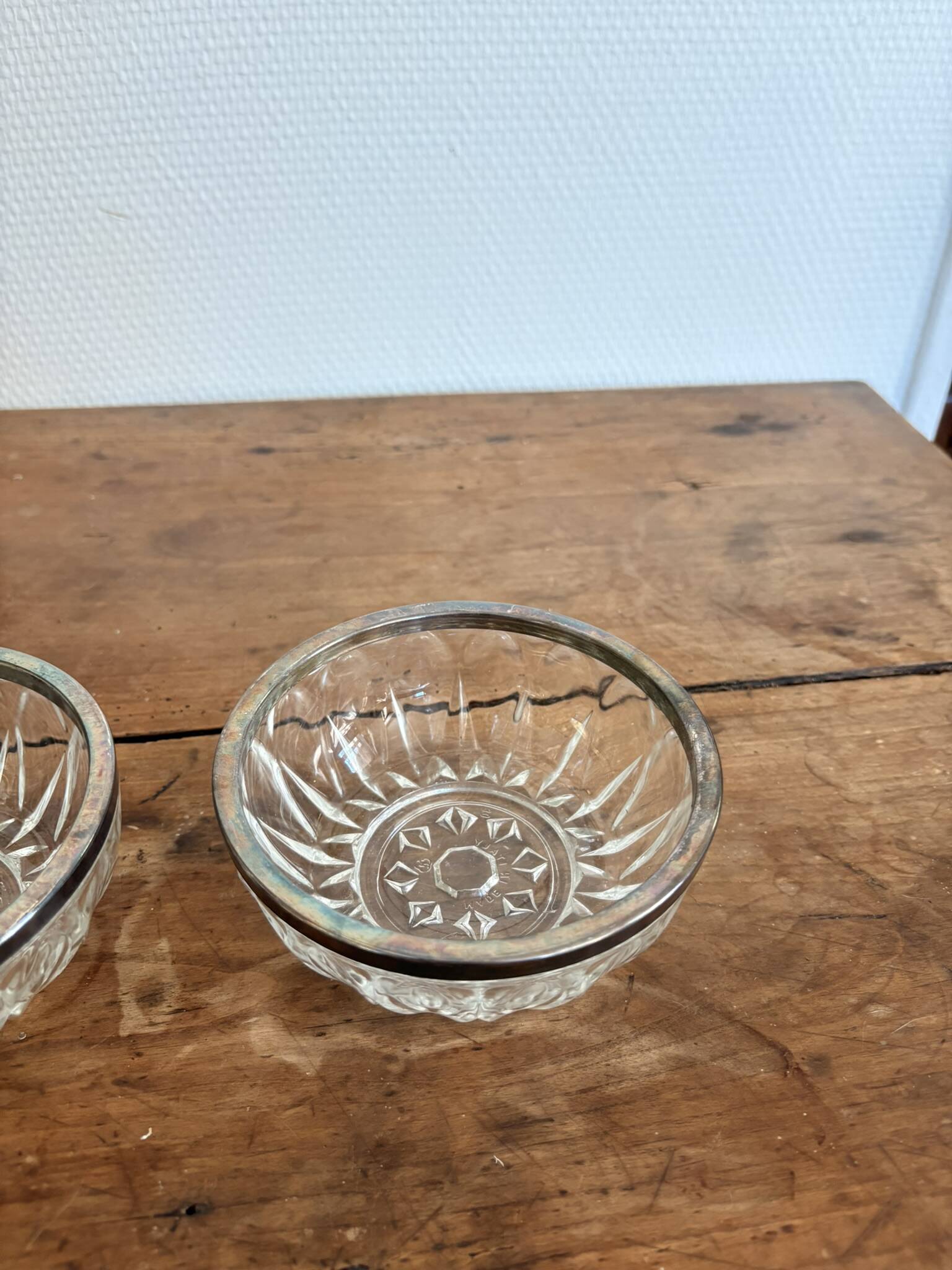 Pair of Cup Bowls Ramekin Silver-Plated Italy Cut Glass