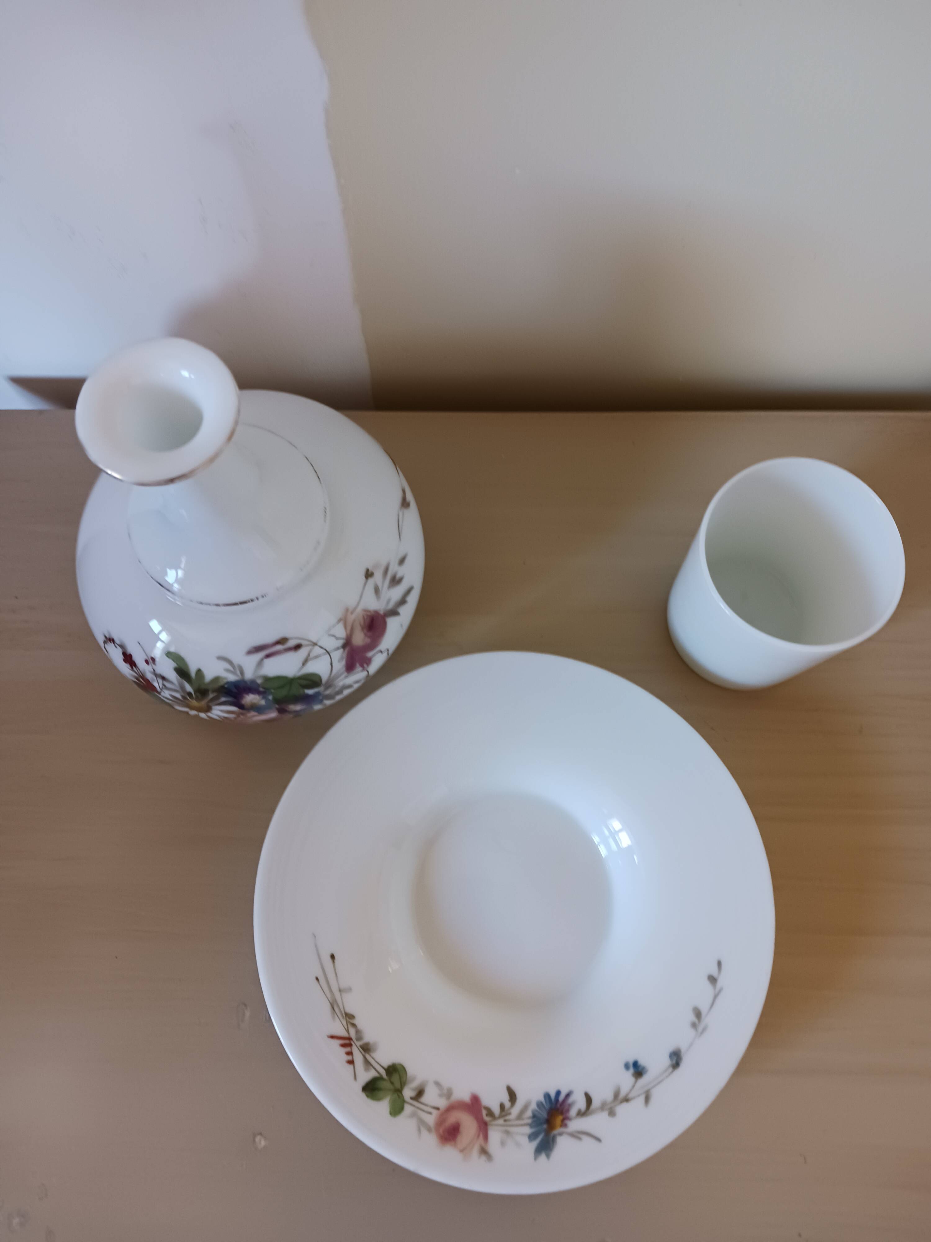 Antique night carafe, in opaline, with its glass and plate.