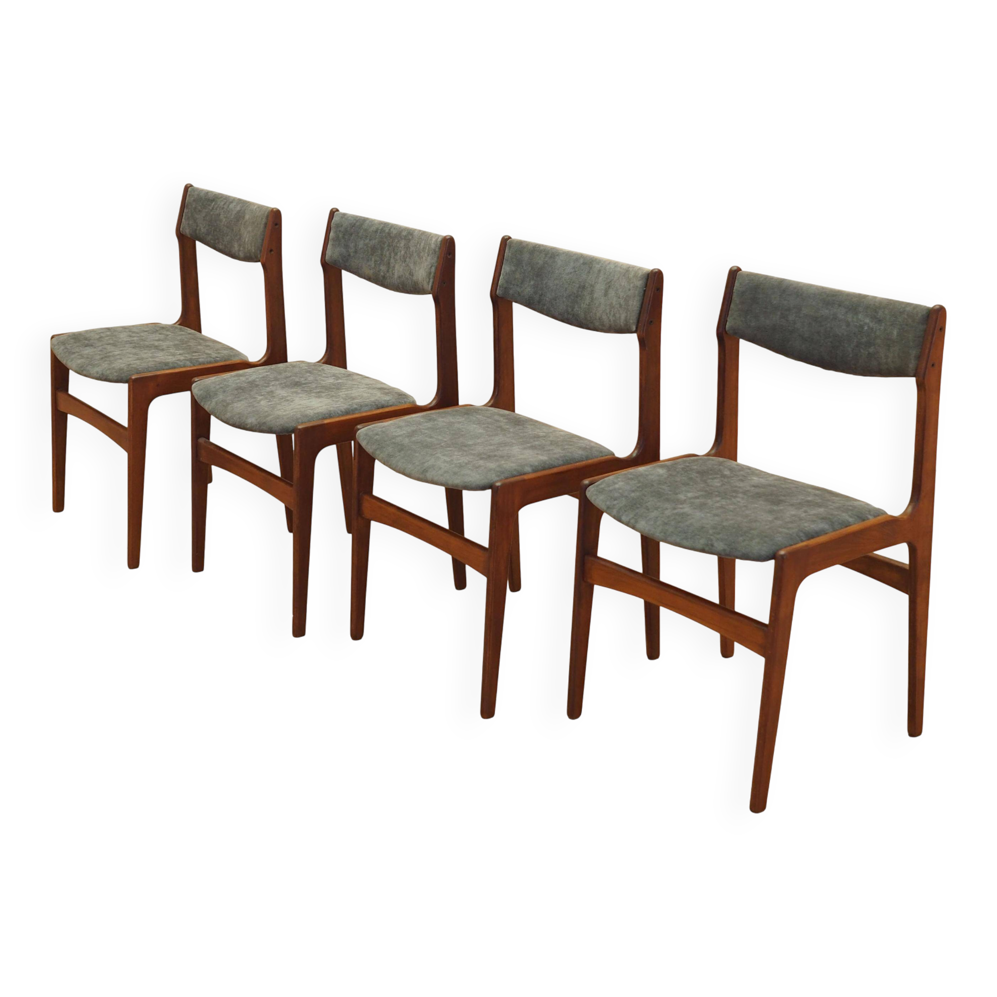 Ensemble de quatre chaises en teck, design danois, années 1970, fabriquées au Danemark.