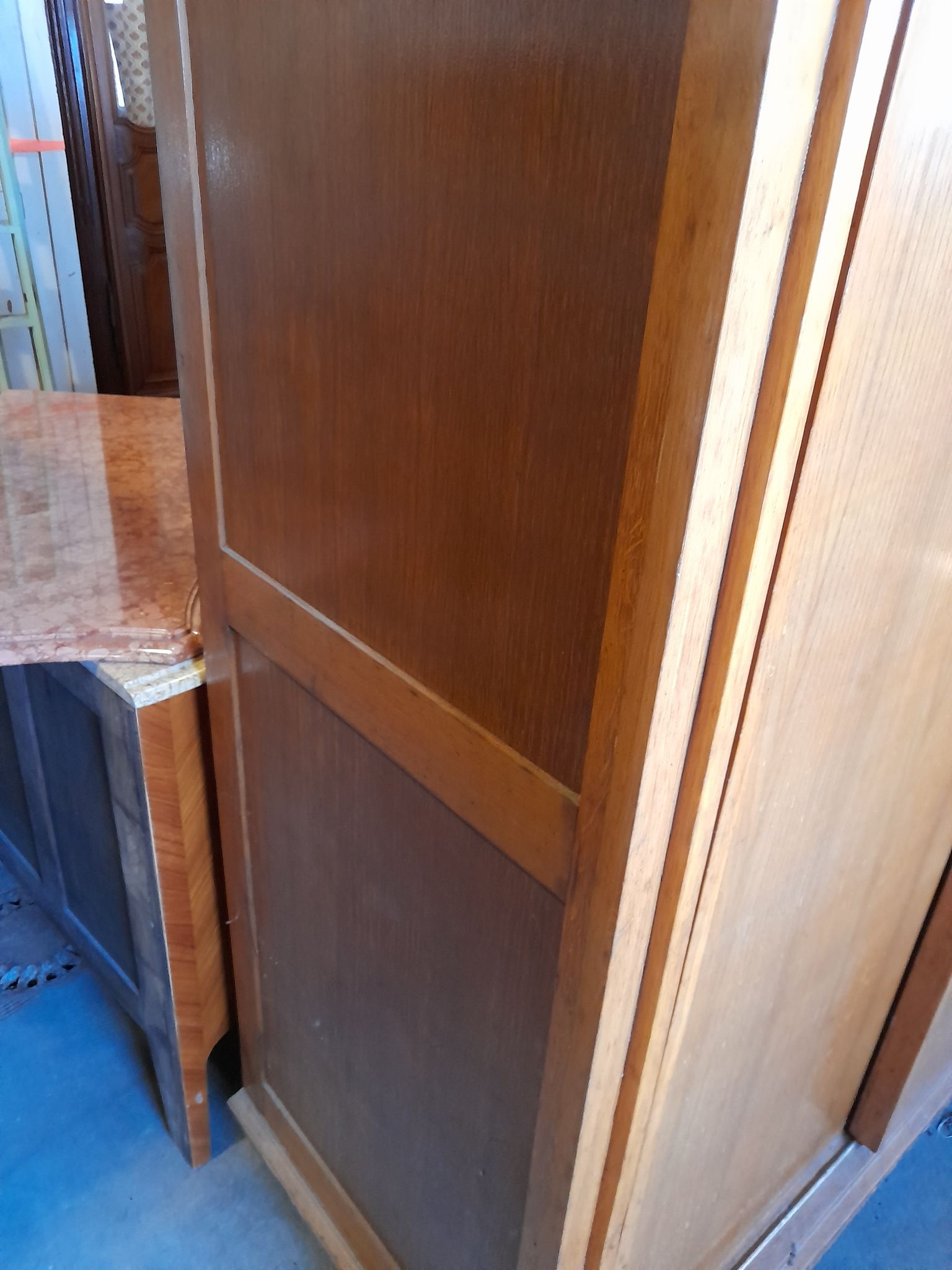 Wardrobe wardrobe year 50 vintage compass feet