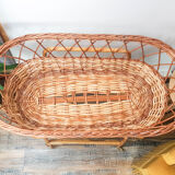 Couffin on foot in vintage rattan 50s