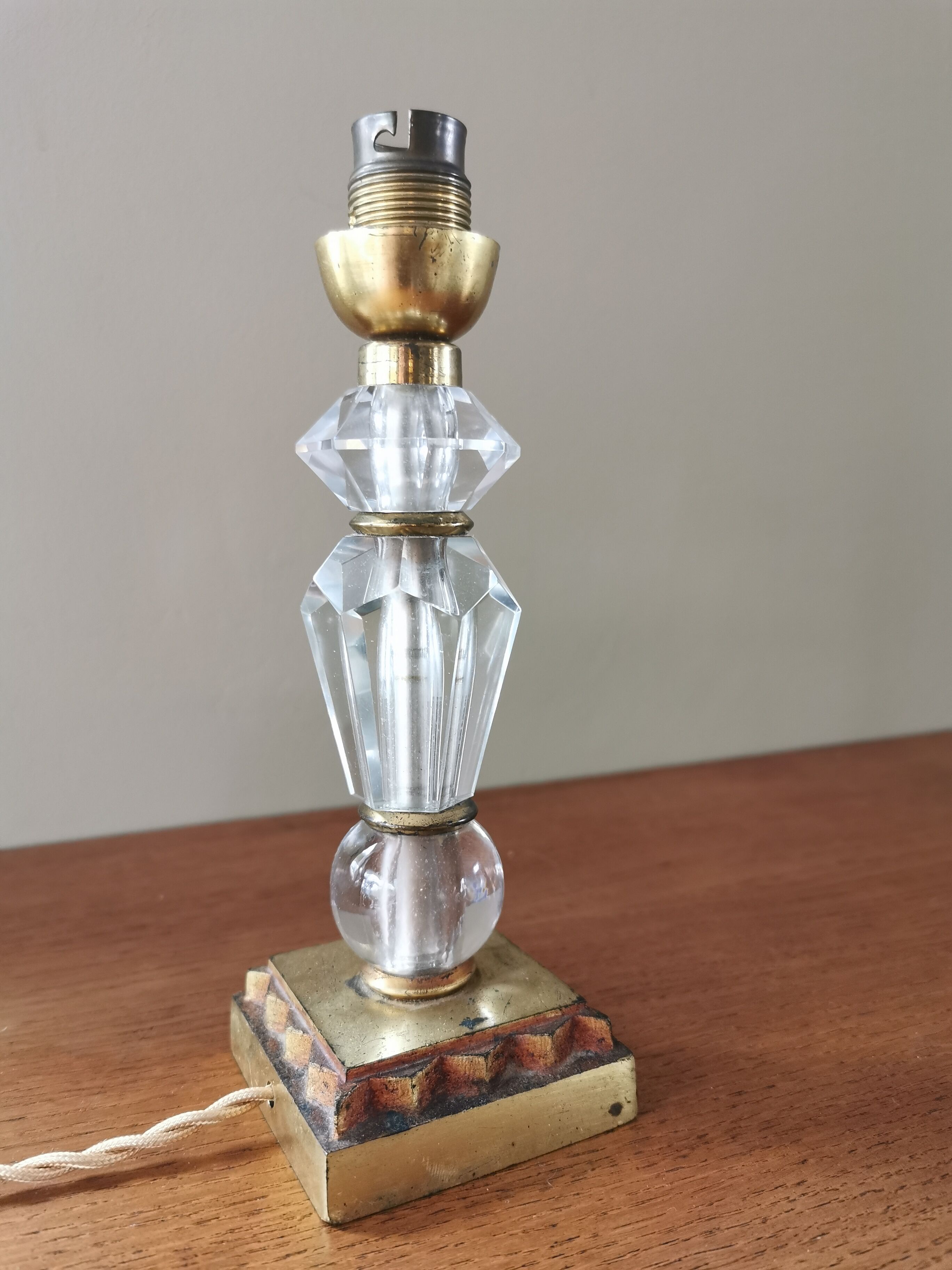 Vintage lamp in gold metal and glass