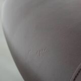 English style round leather club chair in very good condition