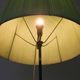 Lampadaire plissé des années 50 avec support.