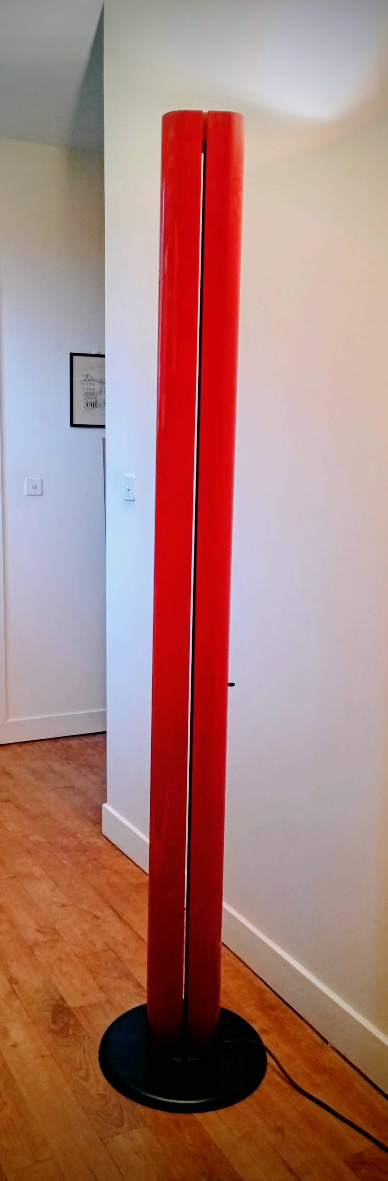 Rare Artemide "Megaron" red floor lamp - design by Gianfranco Frattini 1979