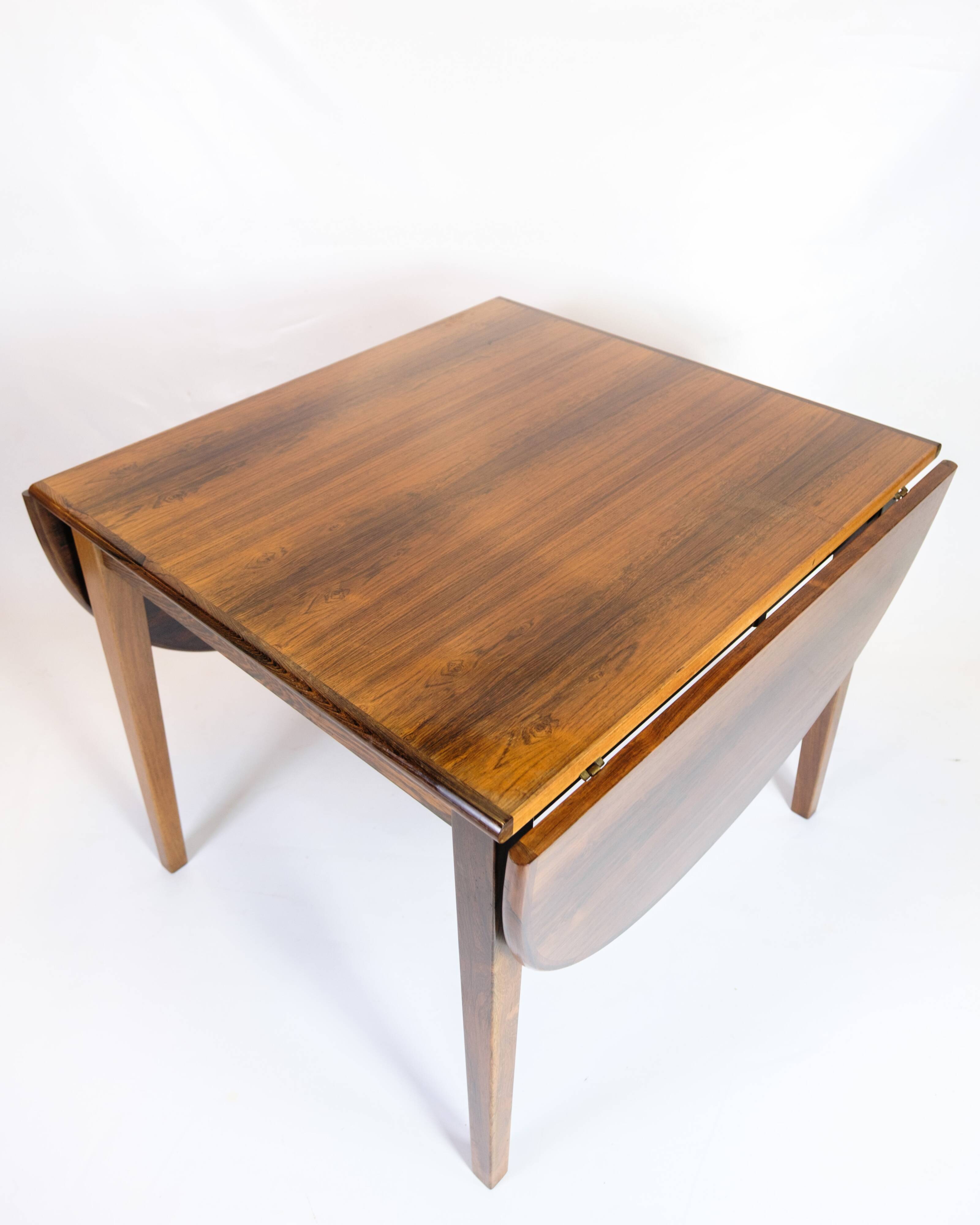 Dining table with drop leaves - Rosewood - Danish design - 1960s