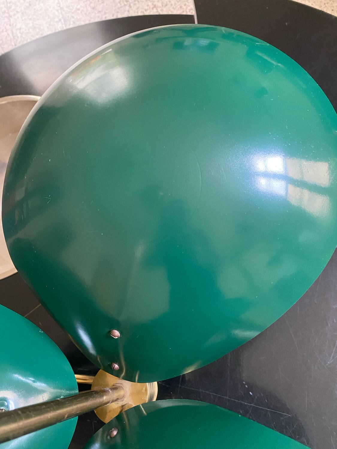 Vintage 3-light chandelier in gilded brass and metal from the 50s