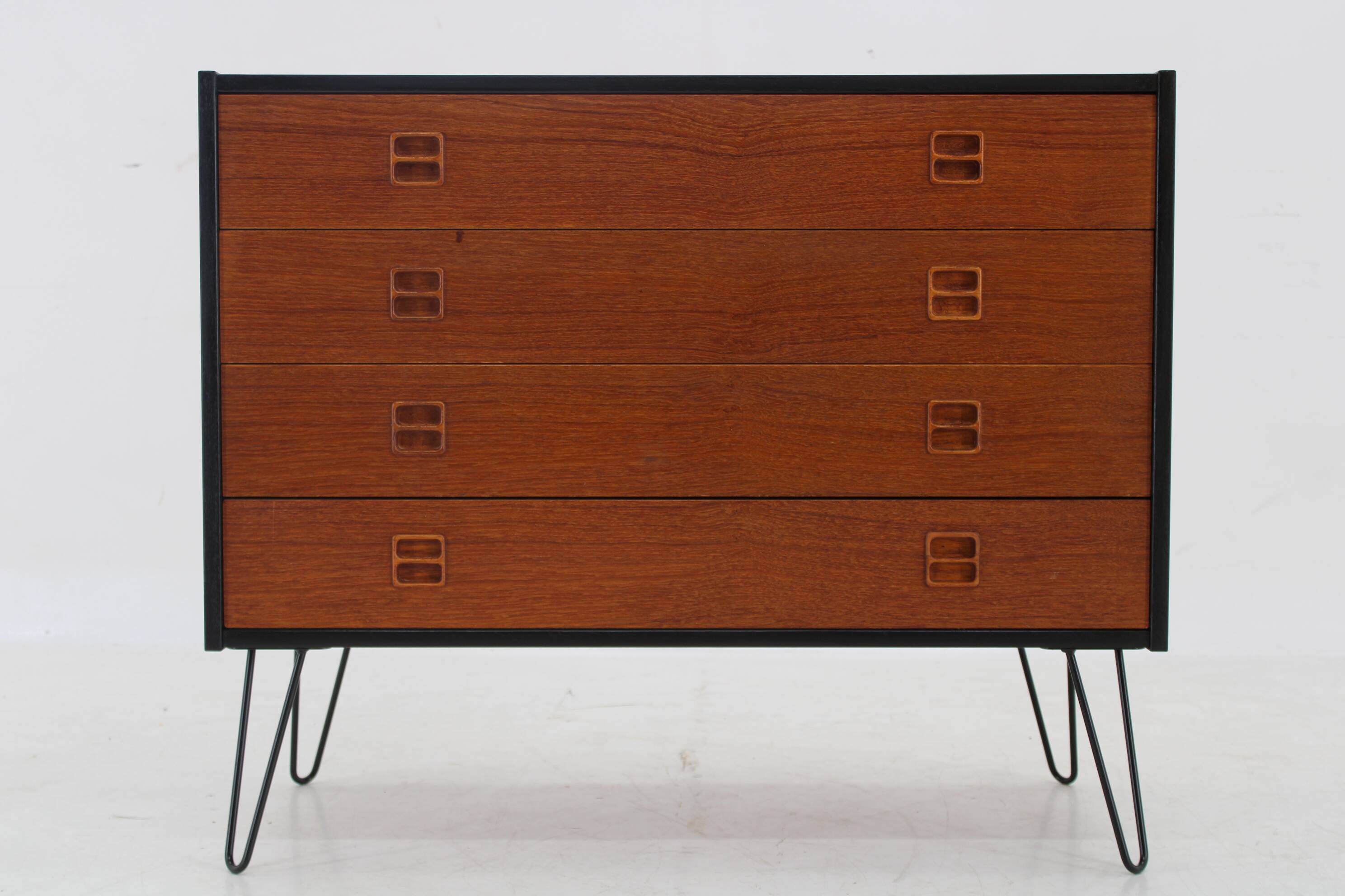 Commode à tiroirs danoise en teck recyclé des années 1960