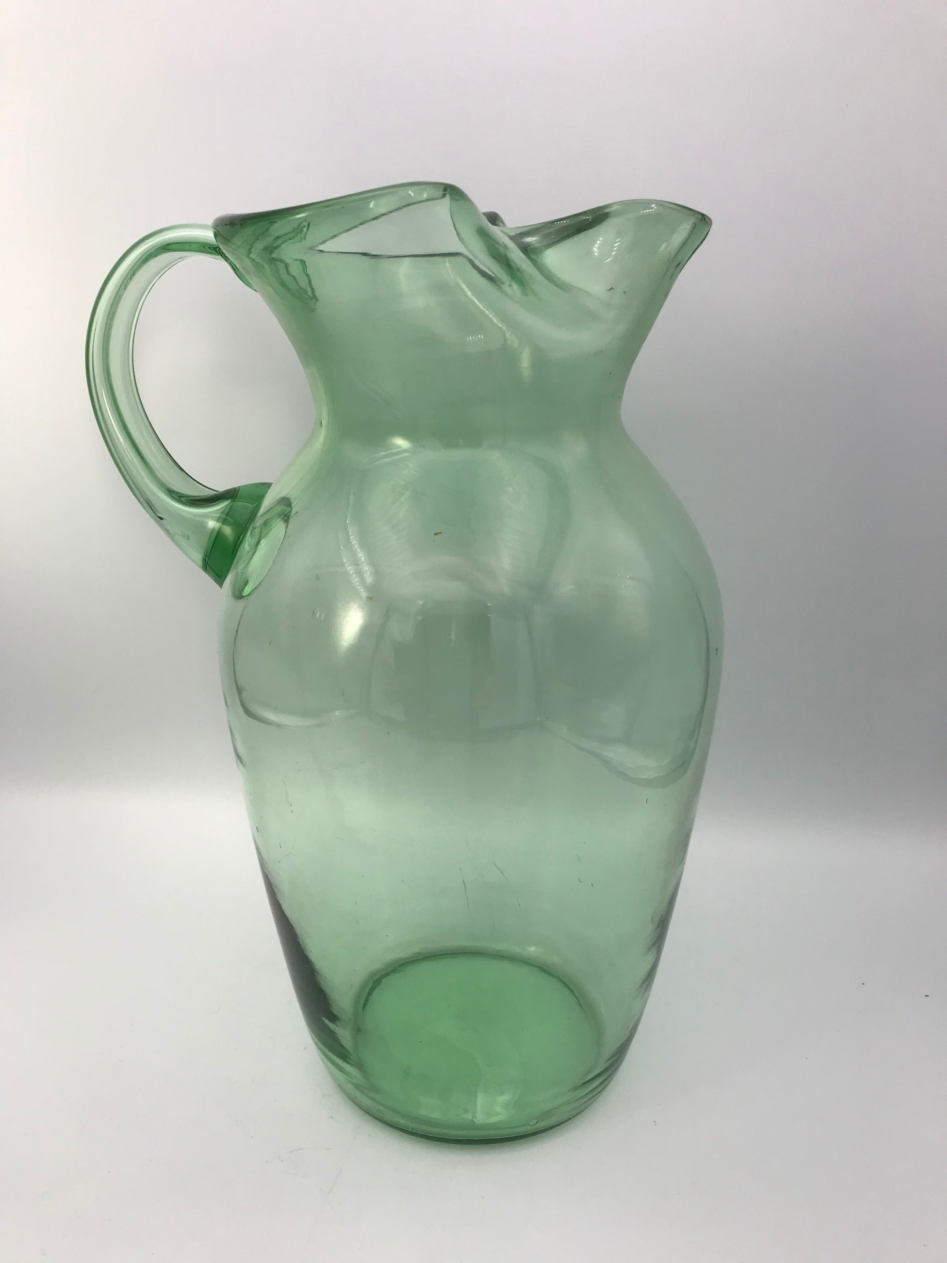 Broc vintage in glass green 25 cm