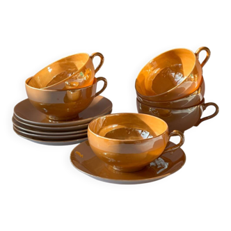 Iridescent porcelain dinner service