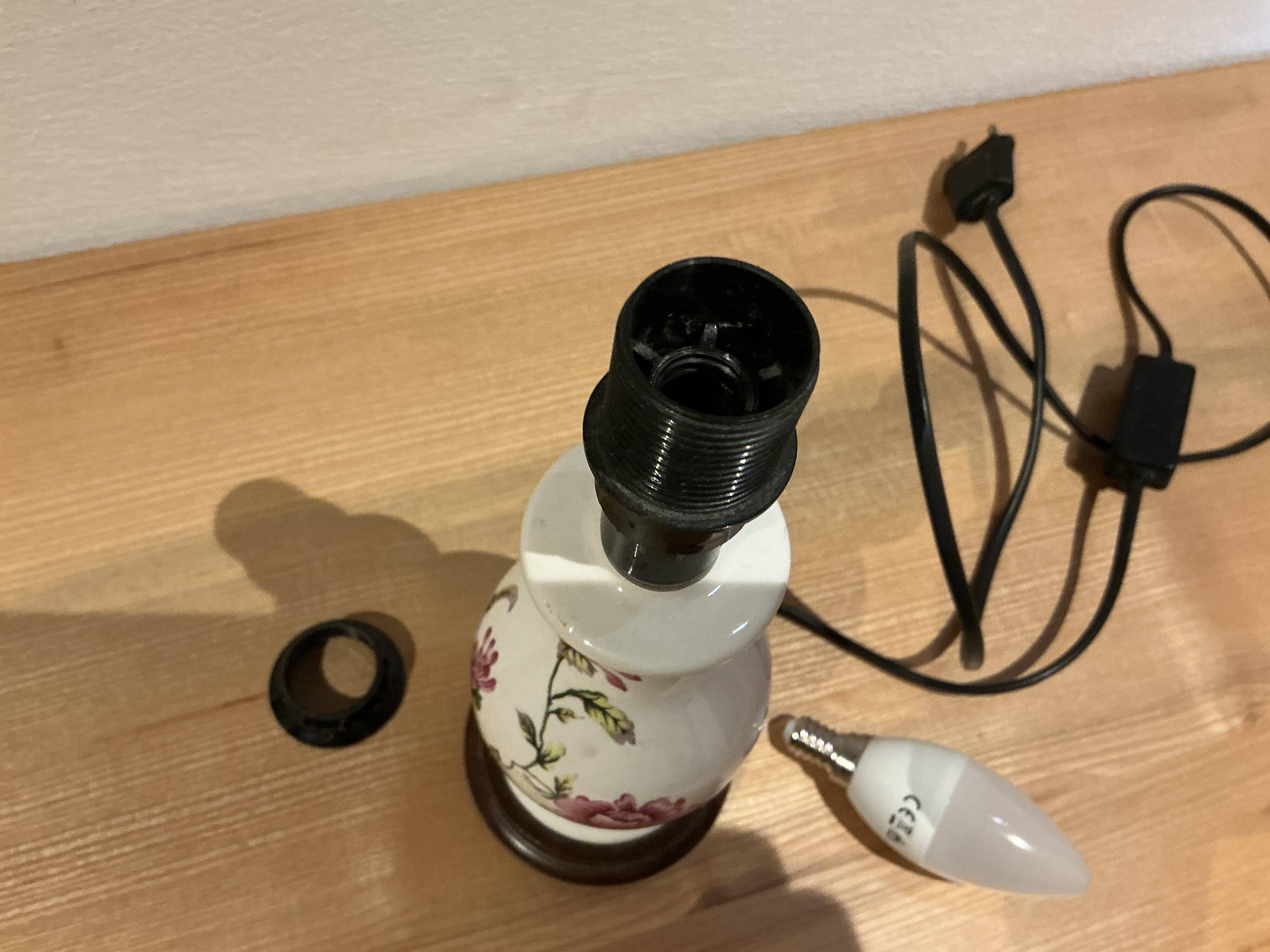Pied de lampe balustre en ceramique