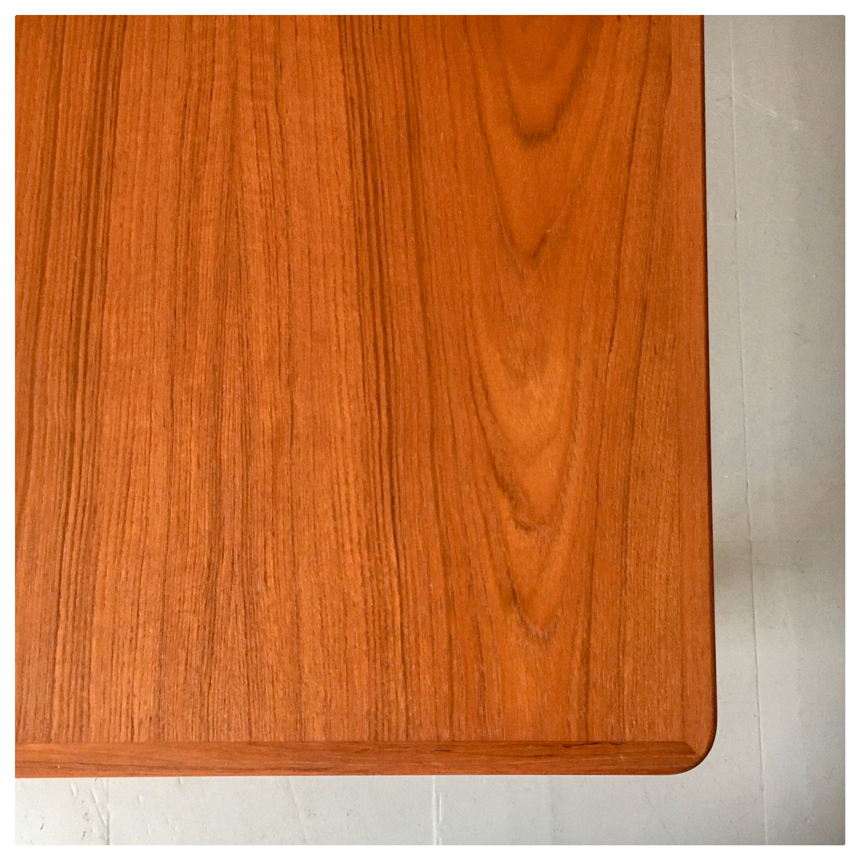 Table de salon Scandinave par Trioh