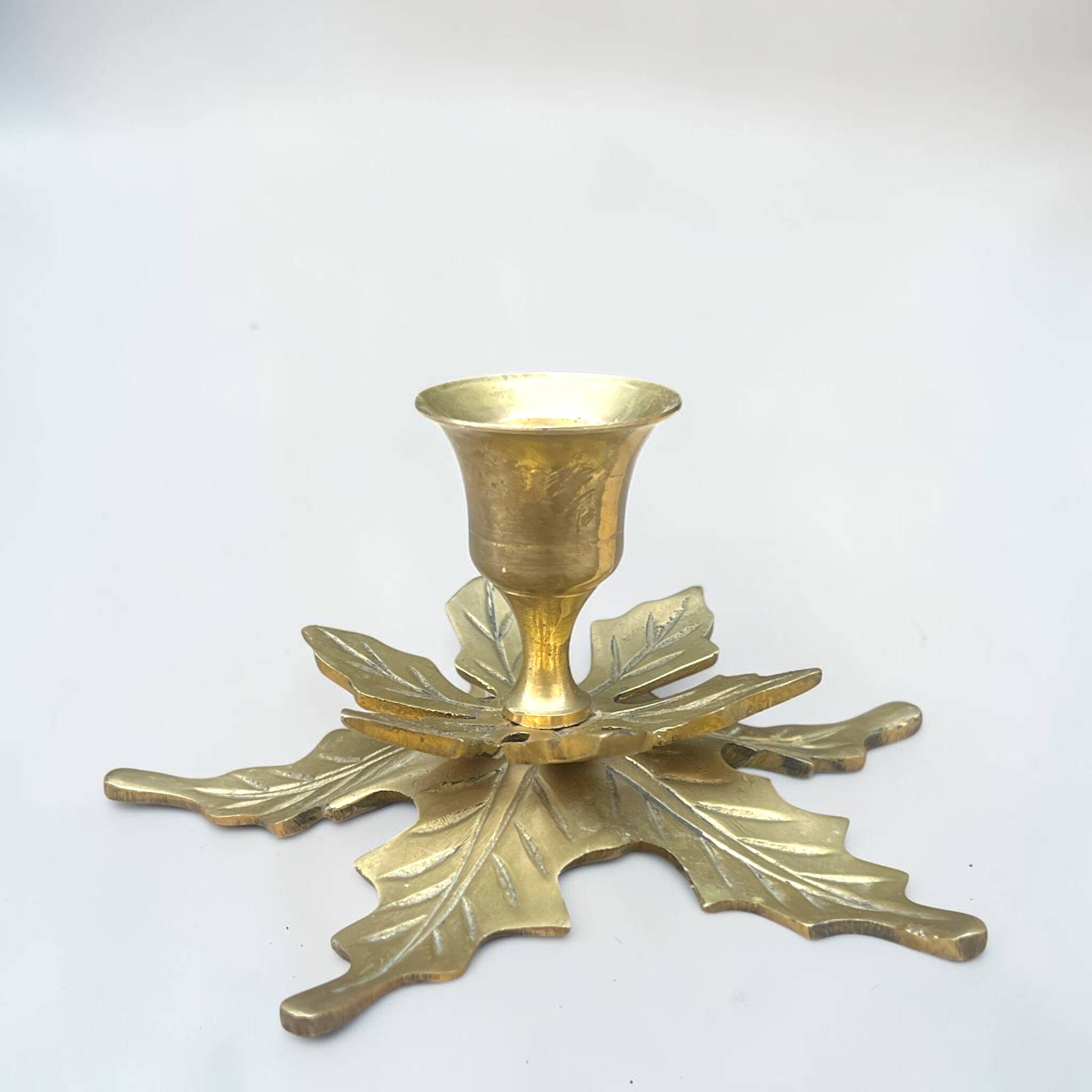 Brass candlestick in the shape of holly leaves _ bohemian chic candlestick