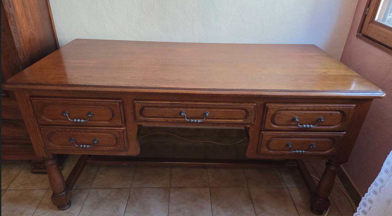 Solid oak desk