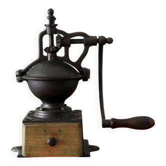 Peugeot coffee grinder brother number 1, early 1900