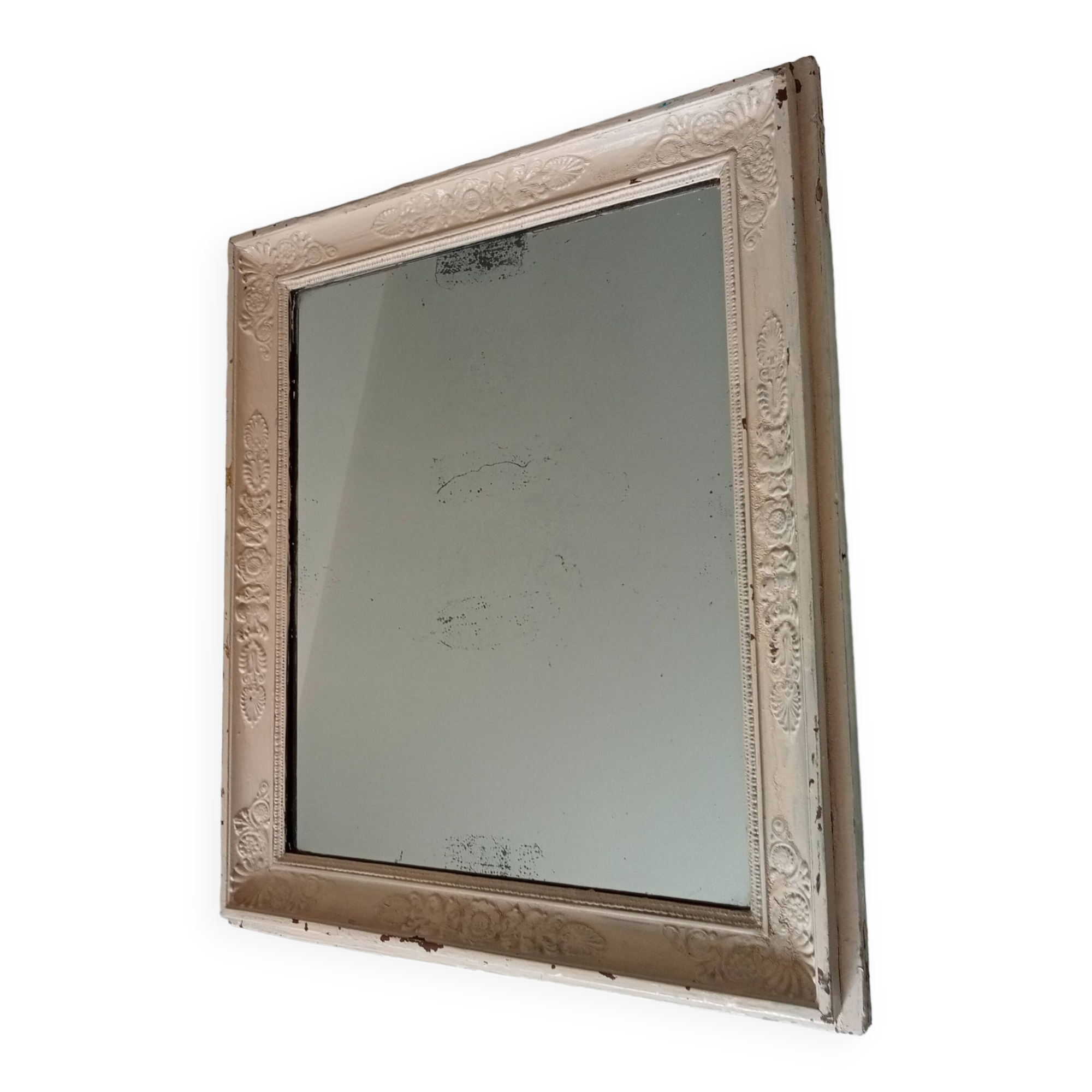 Antique 19th century mirror in carved solid wood 65*54cm