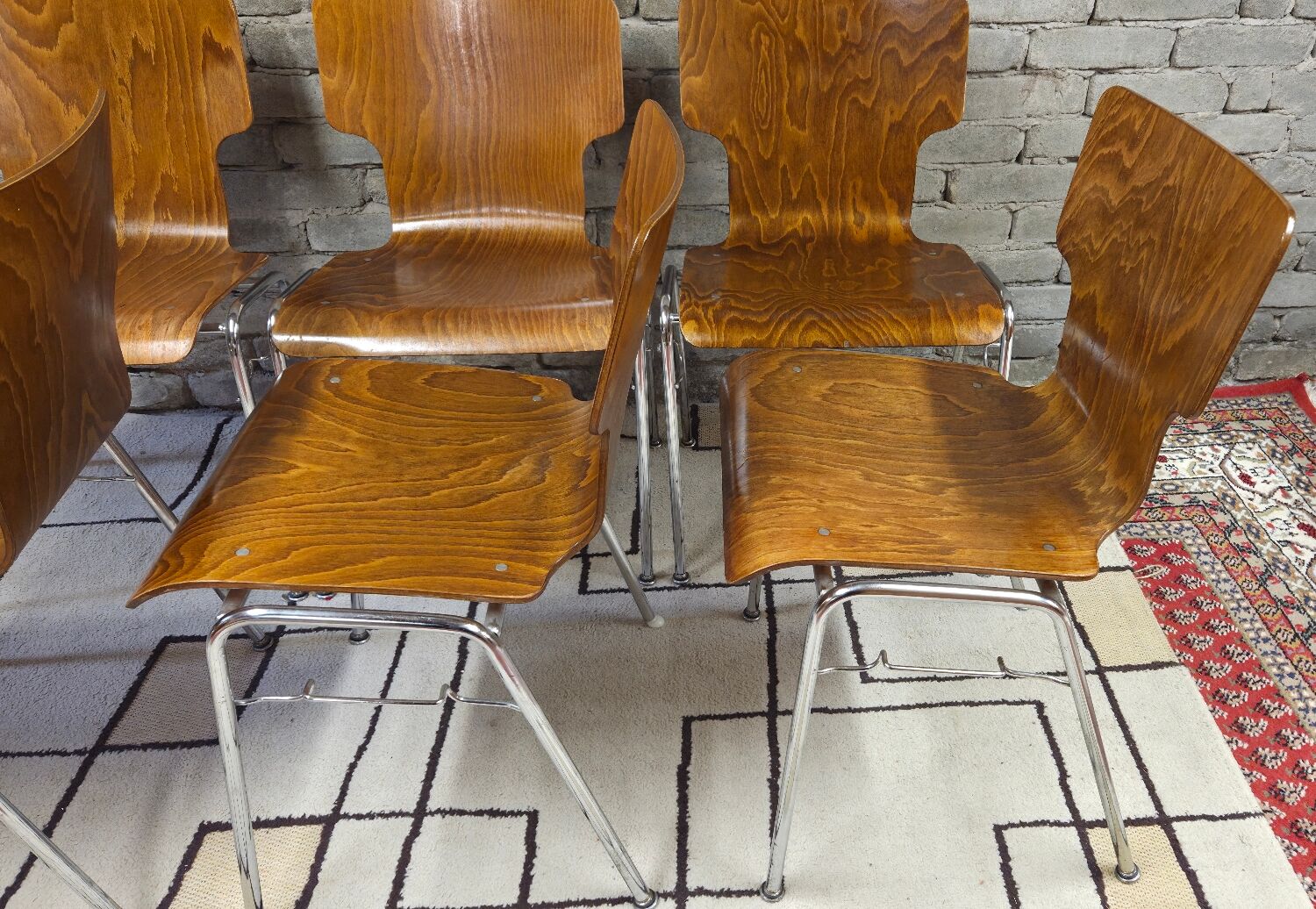 6 vintage Scandinavian chairs from the 1970s.
