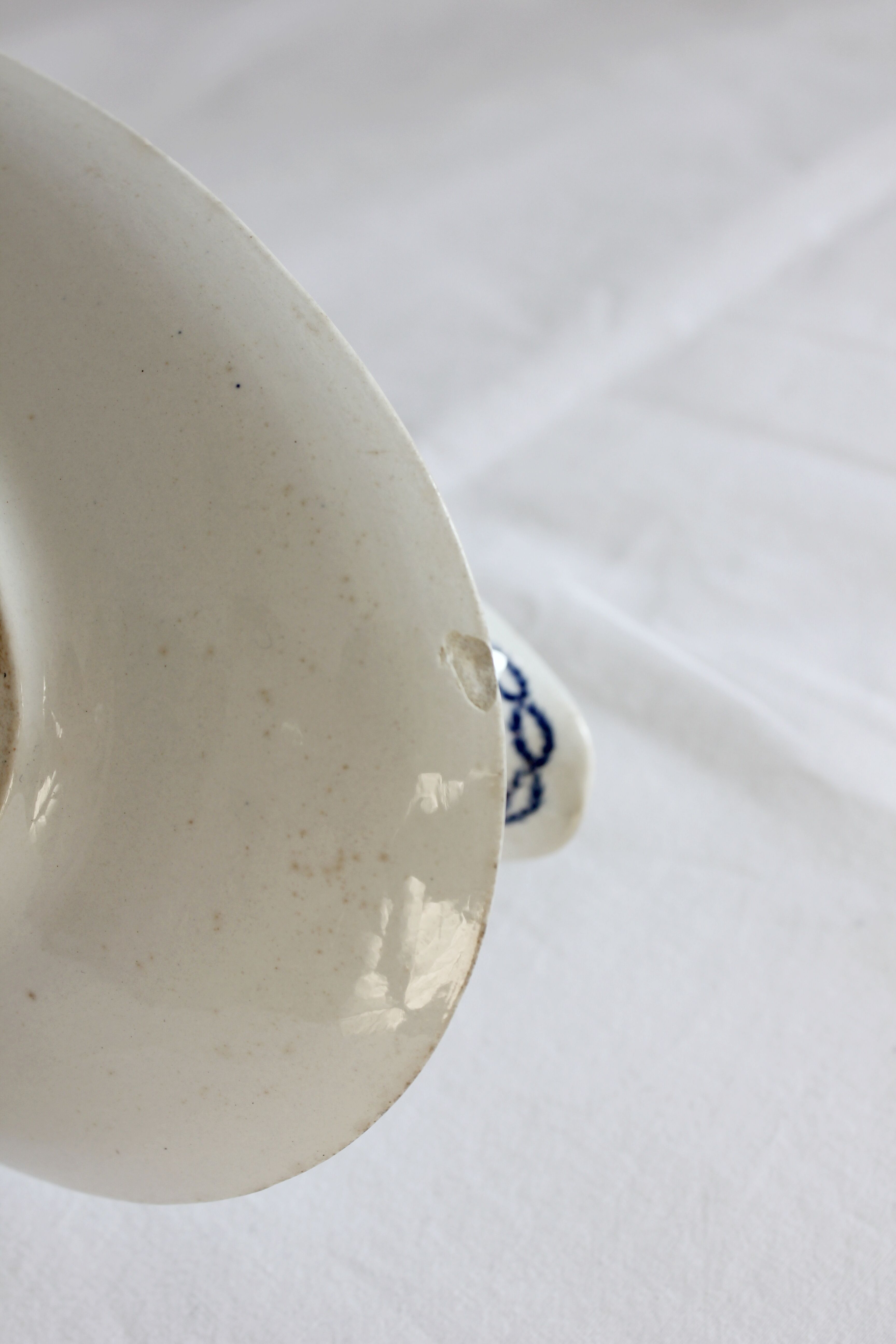 Iron earth gravy boat "Laurus" U&C Sarreguemines