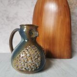 Zoomorphic pitcher owl
