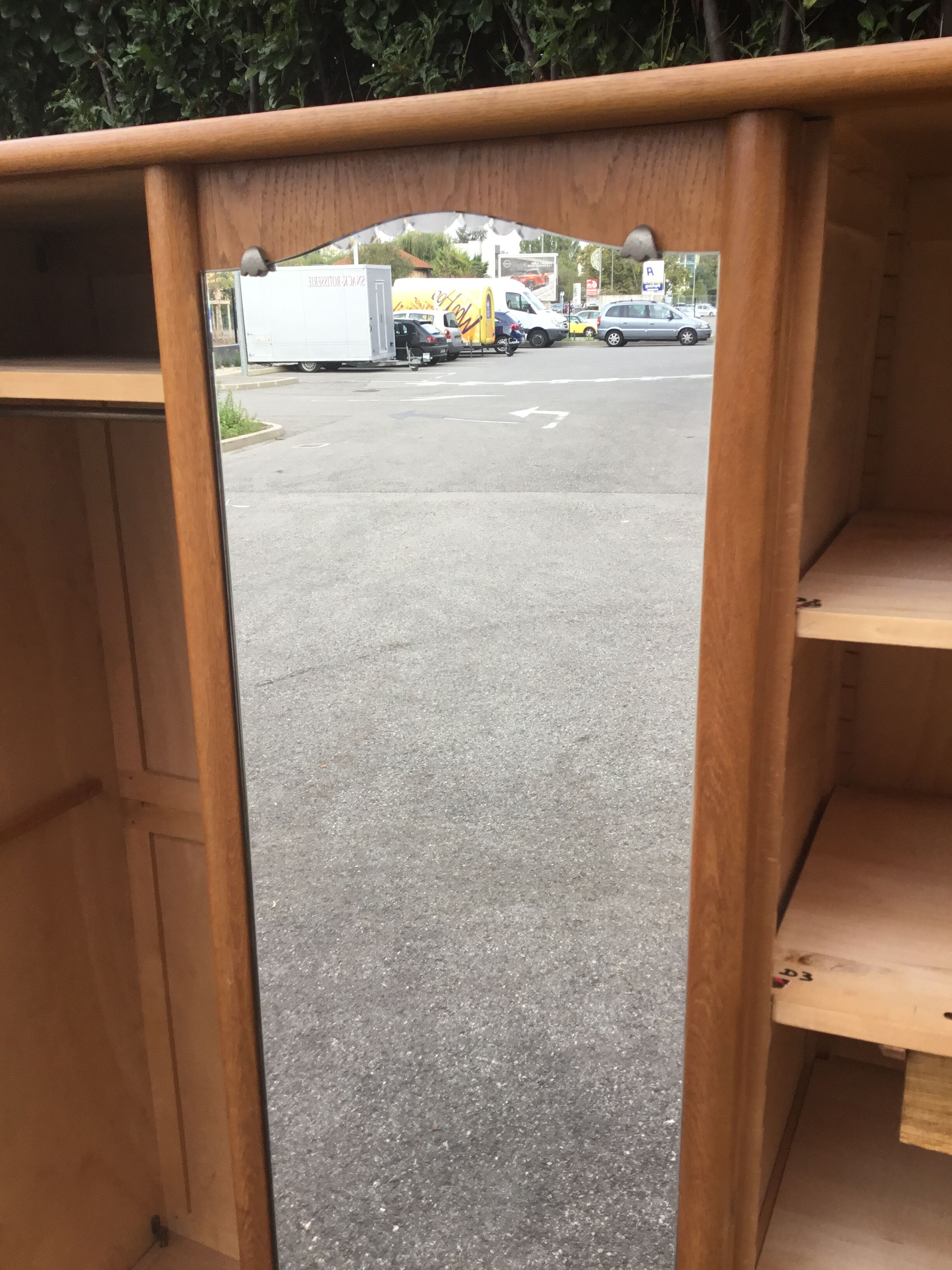 Armoire