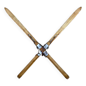 Anciens skis bois frêne déco chalet montagne vintage 208 cm