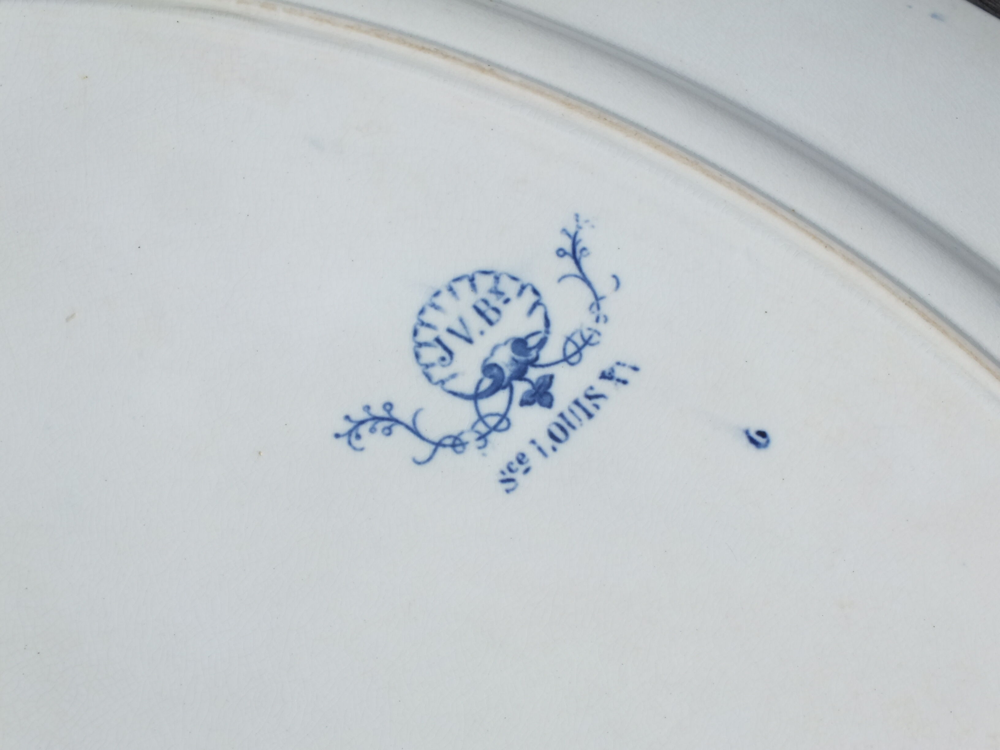 Dish Bordeaux Vieillard service Louis XV