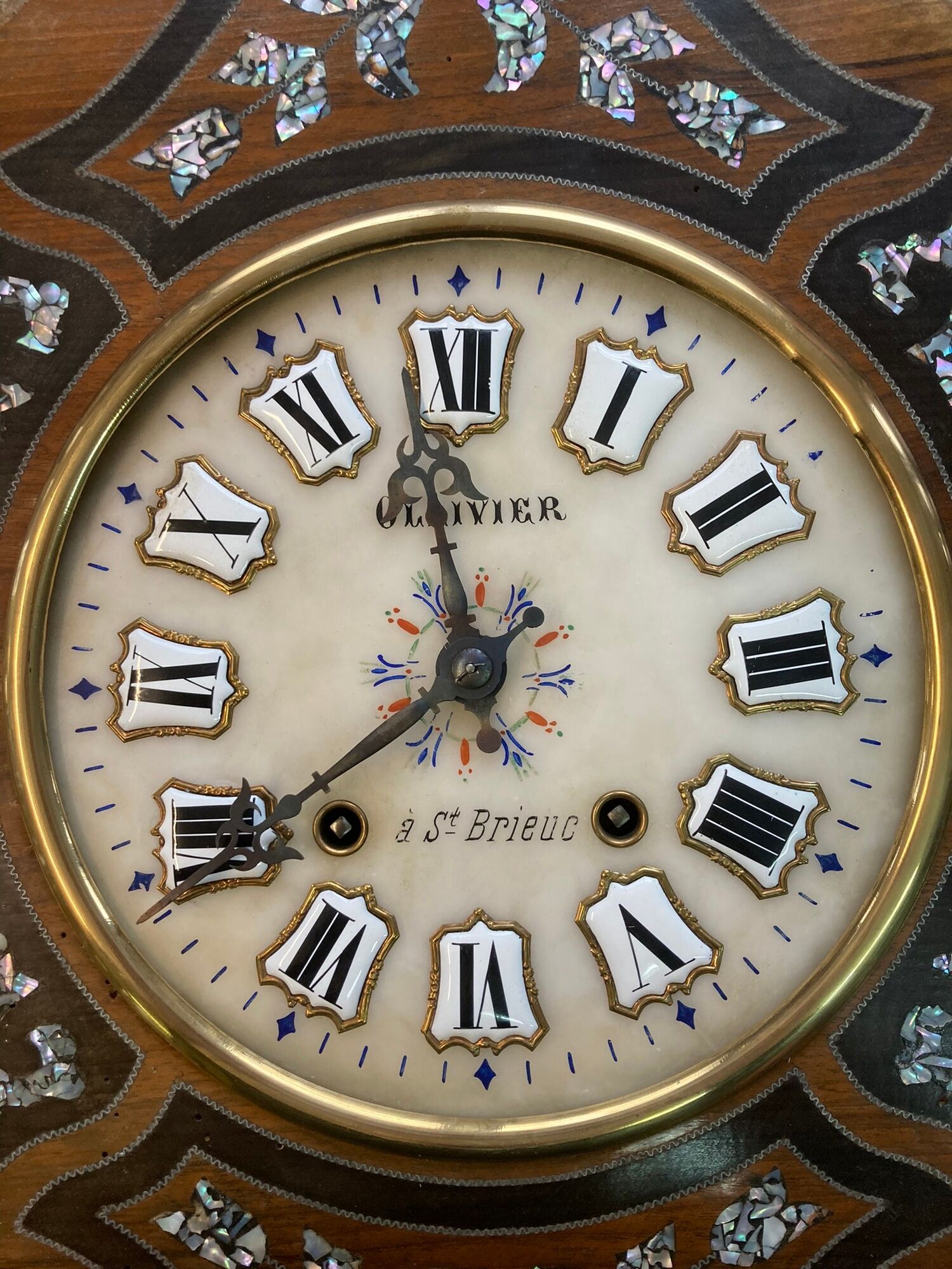 2109731 Clock Bull's eye blackened wood alabaster Napoleon III late nineteenth