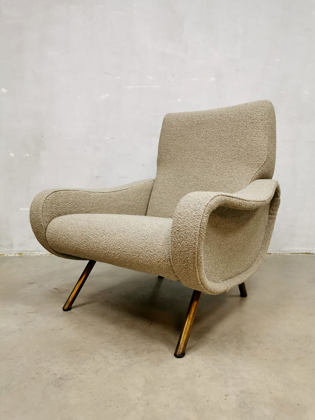 Early edition vintage Italian lady chair Marco Zanuso Arflex ‘Bouclé’