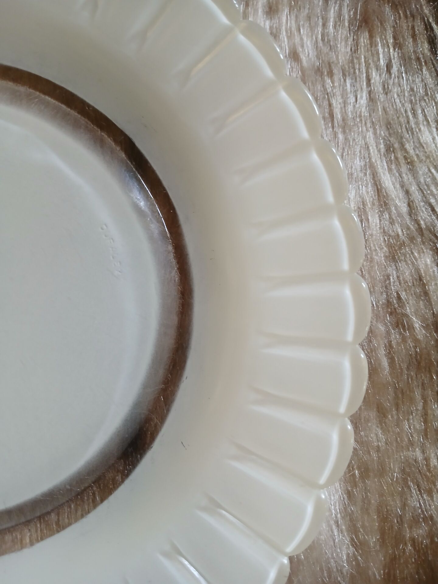 12 vintage Duralex dessert plates