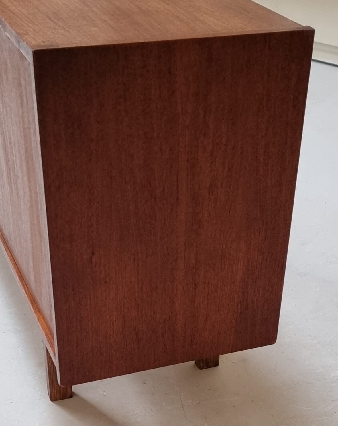 Buffet du milieu du siècle