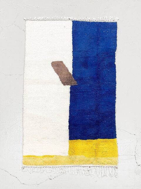 Moroccan handmade beni ouairine rug size 150 x 250 cm