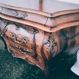 Tomb-style commode in walnut, Louis XV style