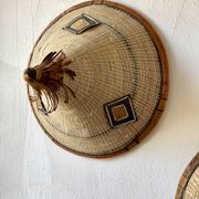 Duo de chapeaux traditionnels Peuls (Tingandé), Afrique de l'Ouest