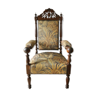 Fauteuil en noyer style néo renaissance ancien