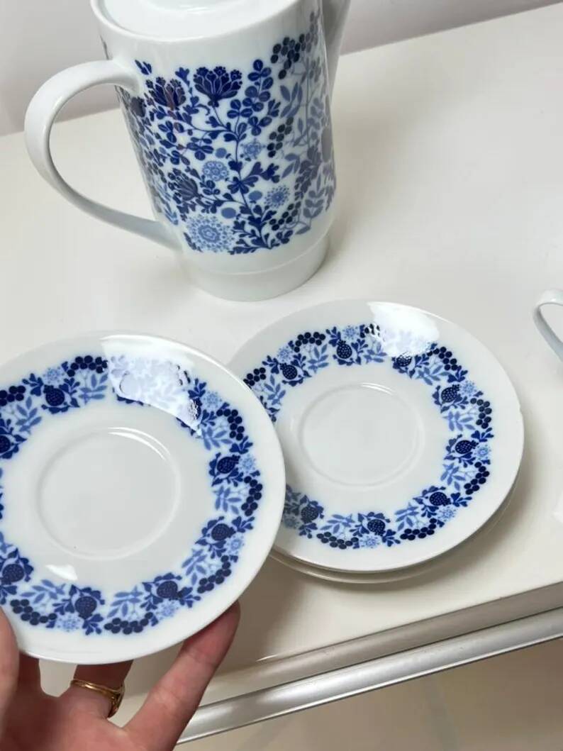 Vintage Melitta coffee service – White porcelain with blue flowers – 1970s – Made in Germany