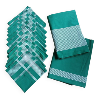 2 tablecloths + 11 vintage napkins