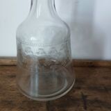 carafe en verre ciselé