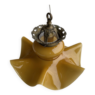 Suspension tulipe vintage en opaline caramel et laiton