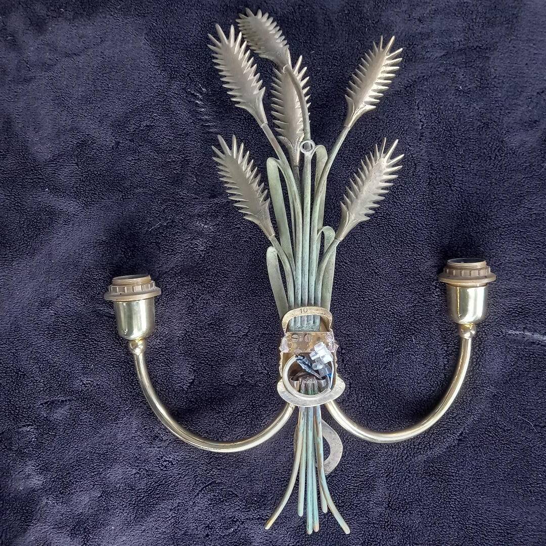 Exclusive Italian design lamp, large, timeless wall lamp