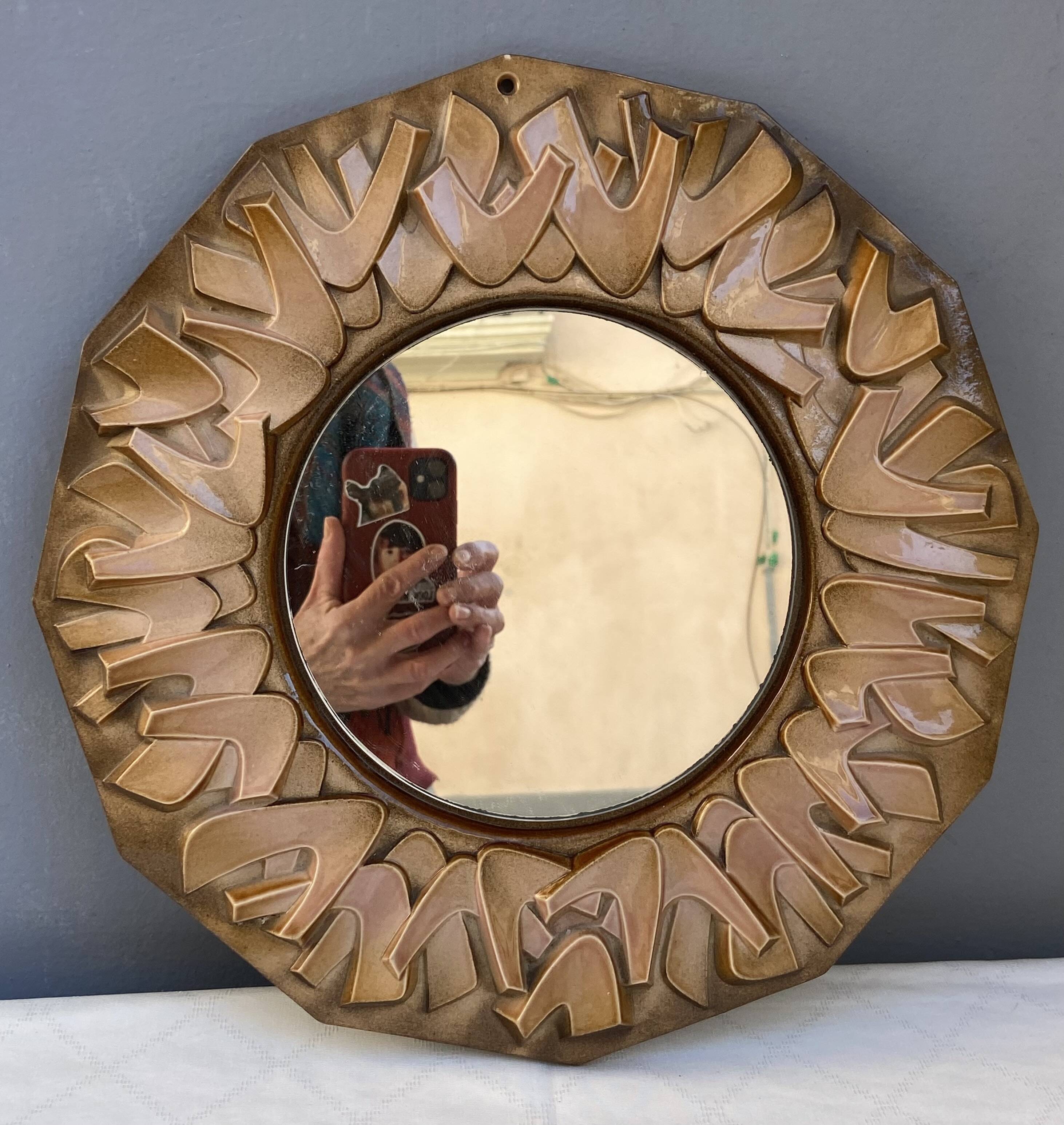 Ceramic mirror from the 1960s