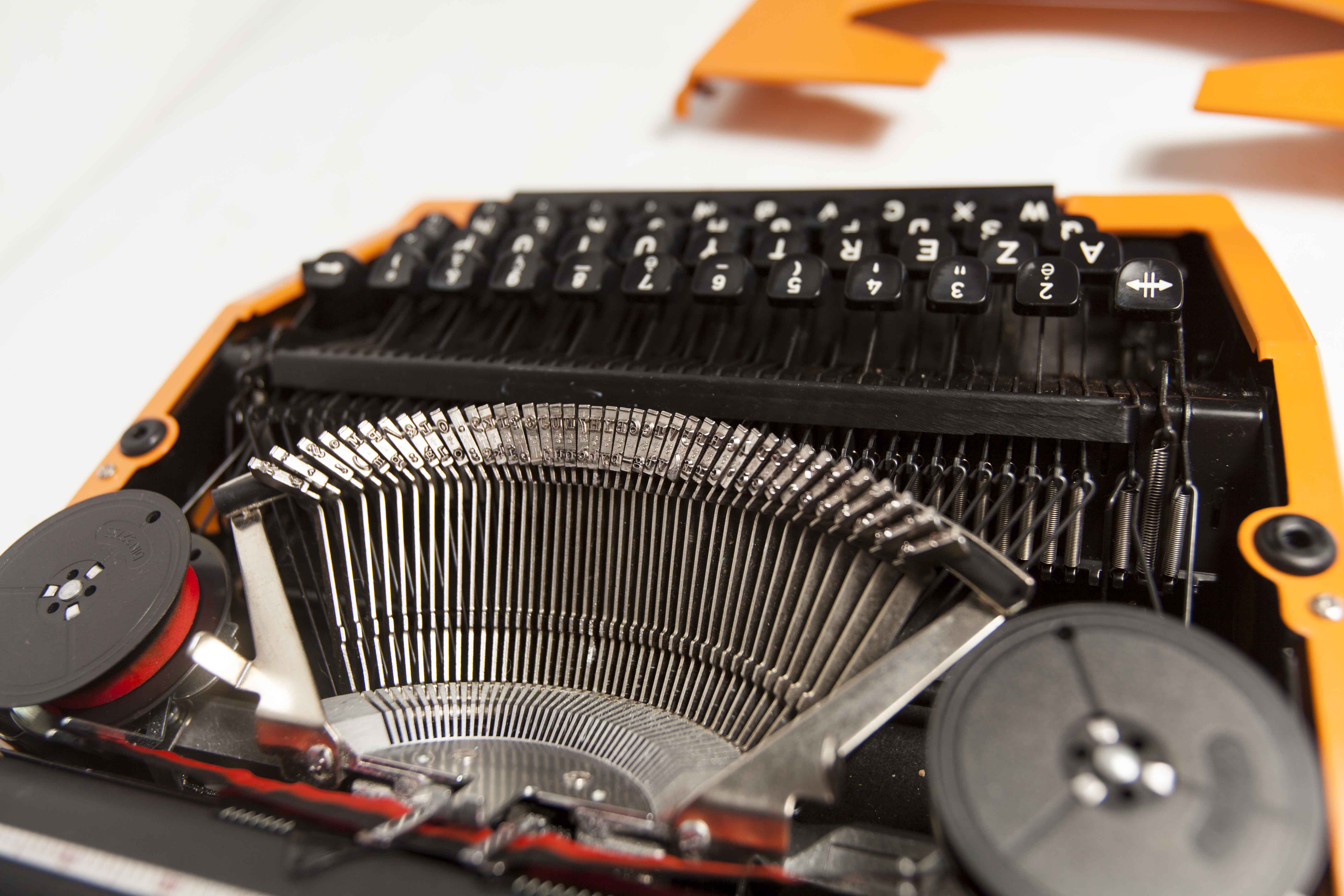 Revised Orange Silver Reed 100 Typewriter and New Ribbon 1977