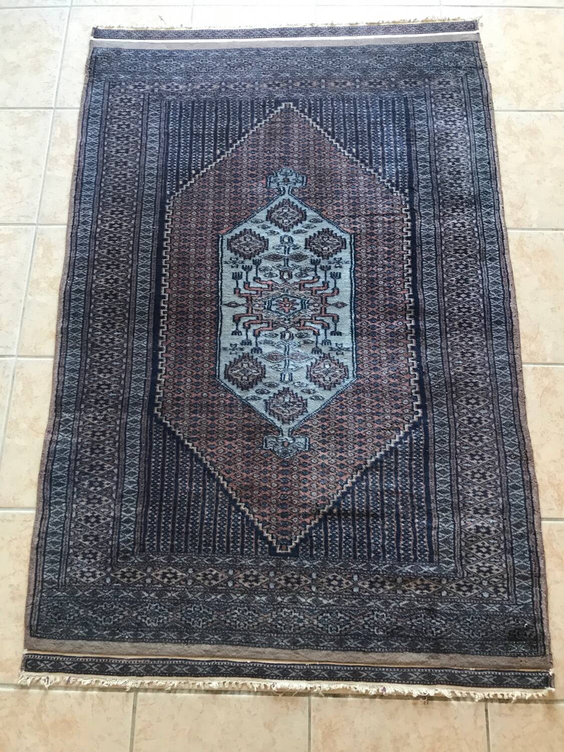 Geometric rug from Pakistan