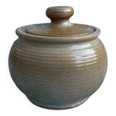Earthenware pot from the Marais
