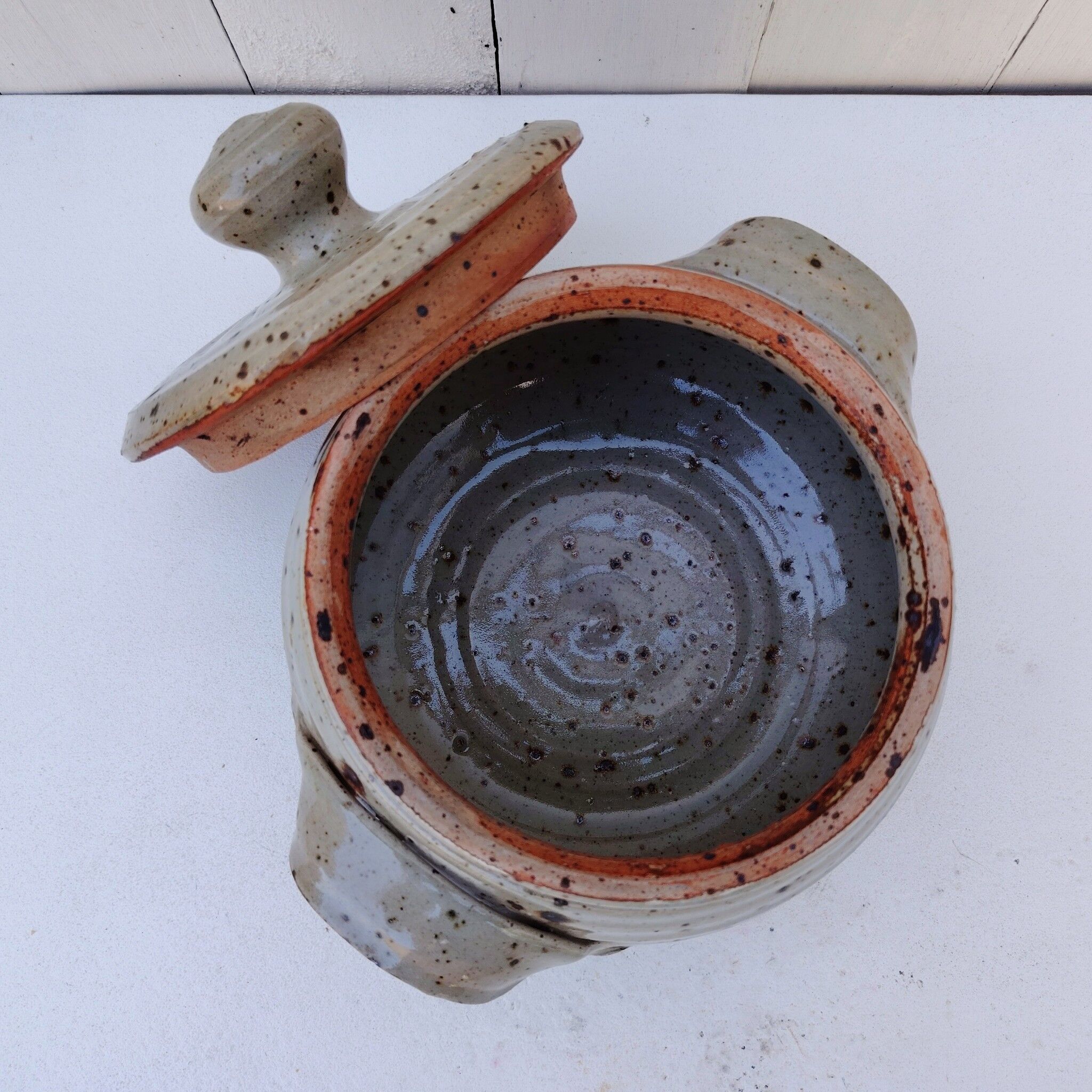 Covered pot/vegetable dish in stoneware, Tiffoche, La Borne Guérande